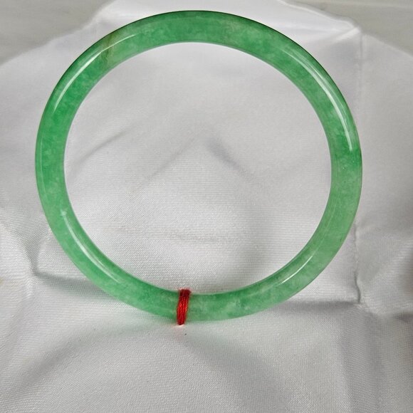 Natural jade Light Green Jadeite Jade Bangle 54.8mm #4 - Picture 4 of 7